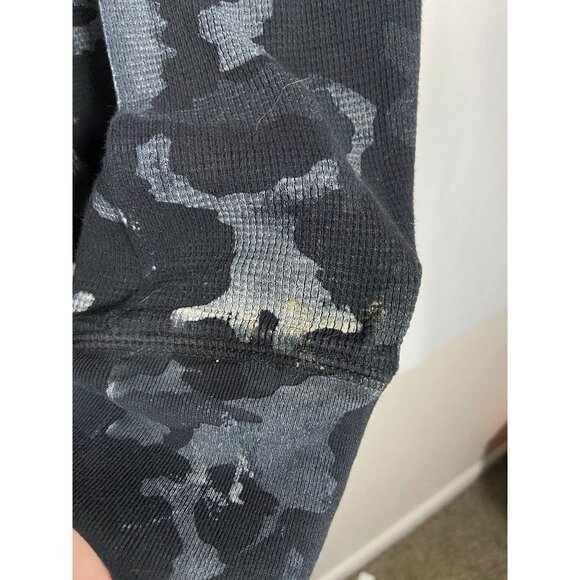 American Fighter Men's 1974 Premium Athletics Long Sleeve Shirt Camo print sz XL - Picture 11 of 16